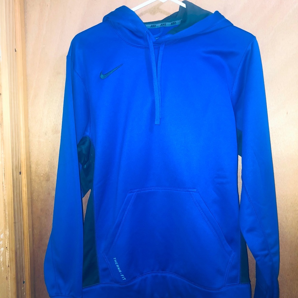 Nike Dri-fit sweatshirt